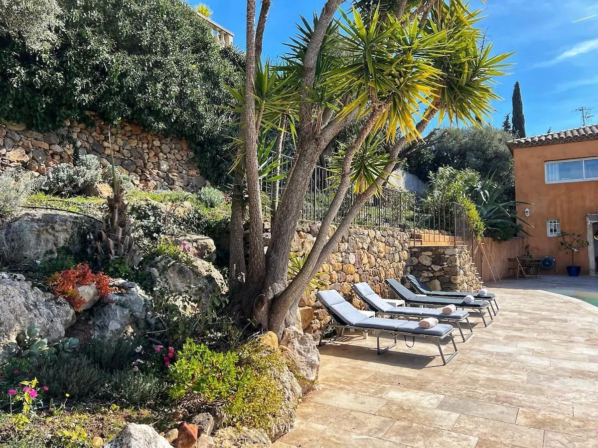 Magnifique Villa Au Calme, Vue Mer, Piscine Ollioules