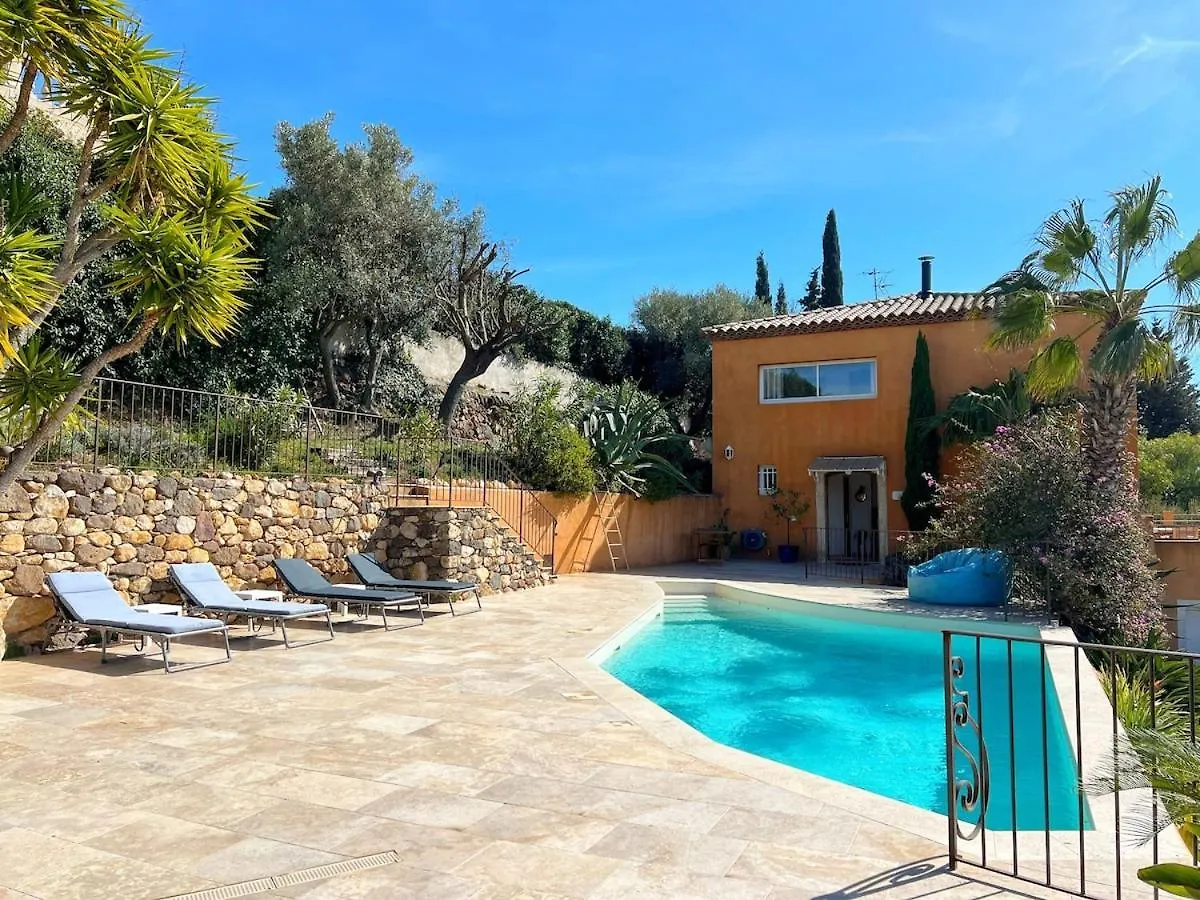 Magnifique Villa Au Calme, Vue Mer, Piscine Ollioules