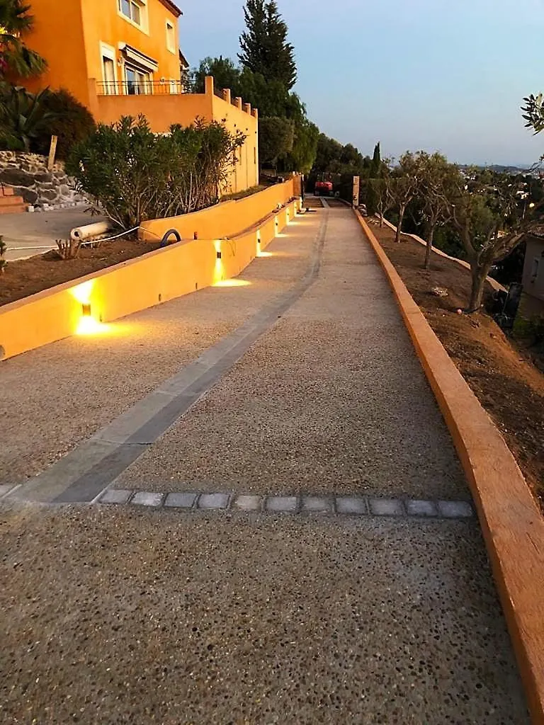 Magnifique Villa Au Calme, Vue Mer, Piscine Ollioules